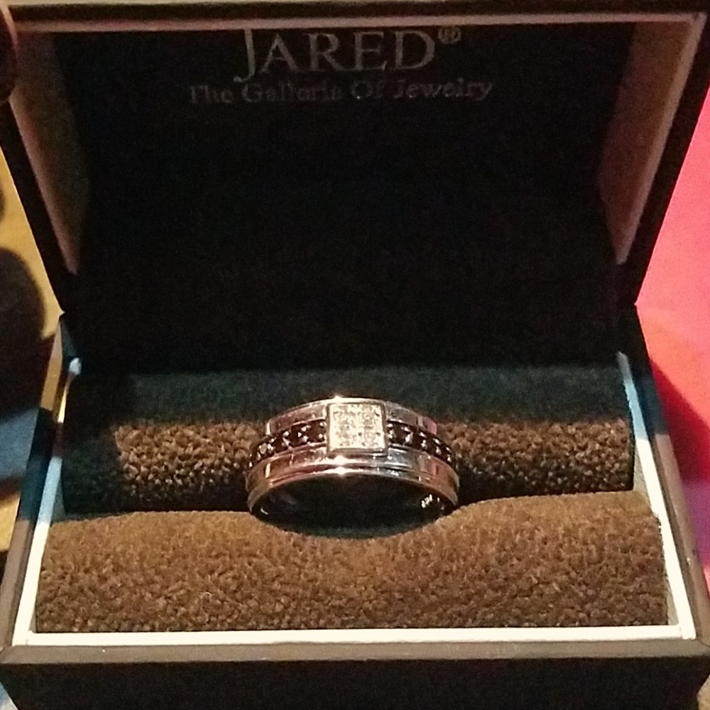 Mens style diamond wedding band sz 10